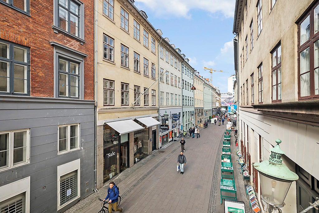 Fiolstræde 19, 1171 København K